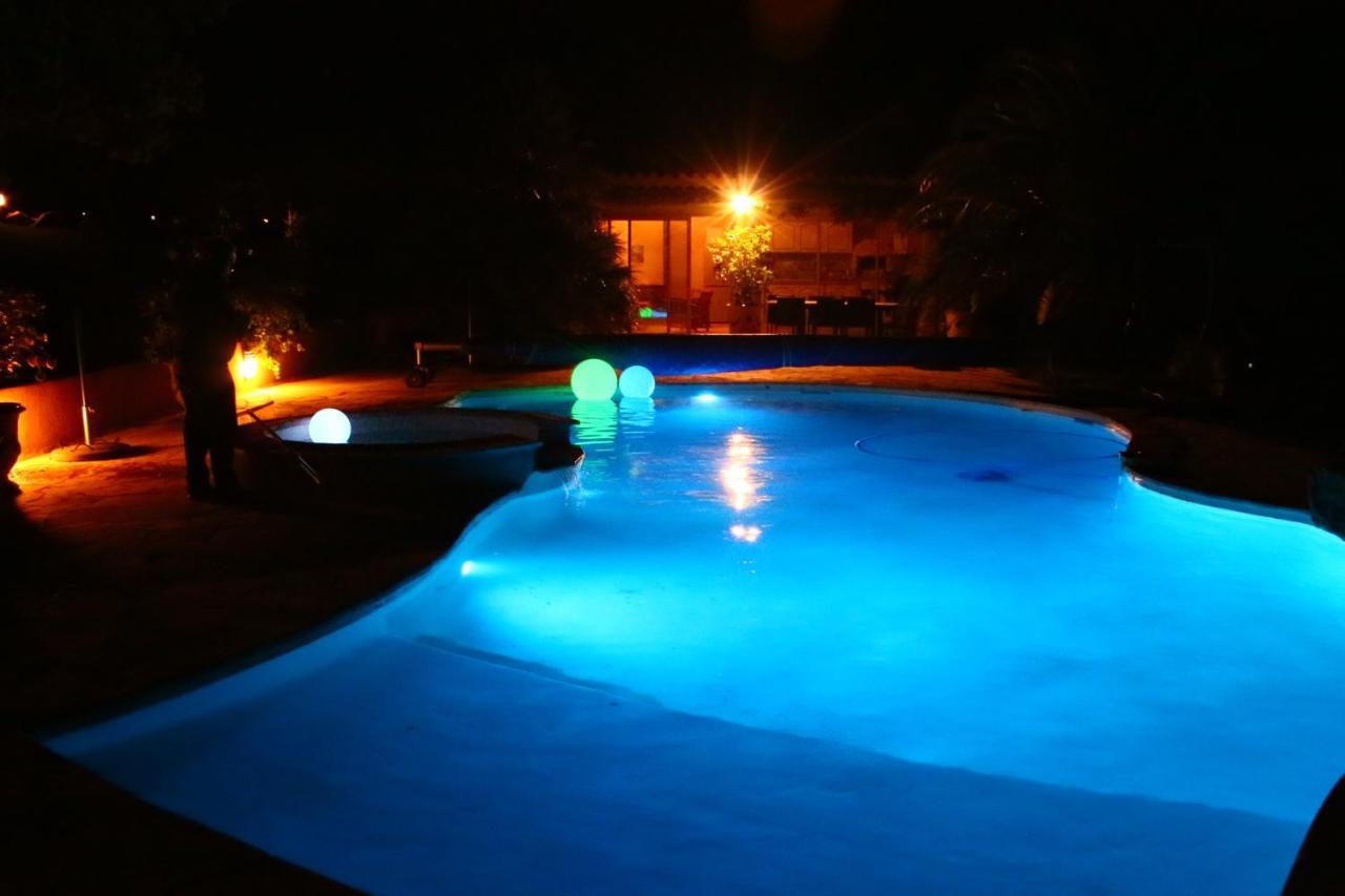 Santolines En Provence Bed & Breakfast Piolenc ภายนอก รูปภาพ